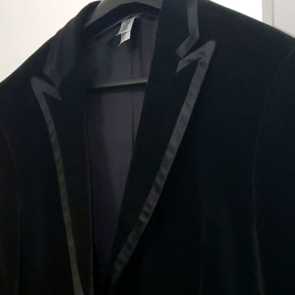 Green velvet/suede tuxedo